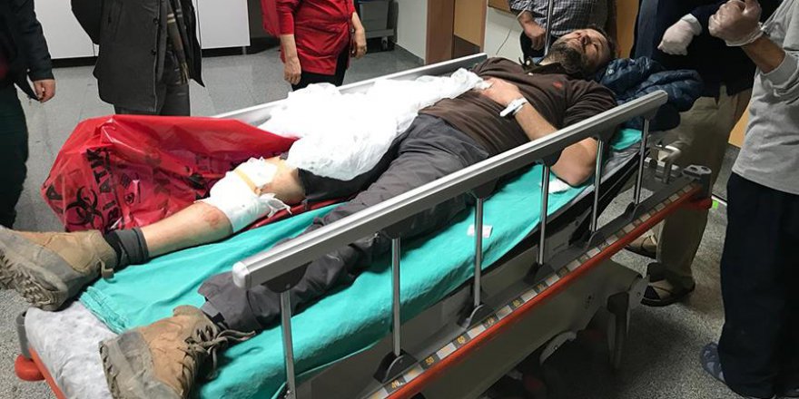 AA Muhabiri Özer, Afrin'deki Roket Saldırısında Yaralandı