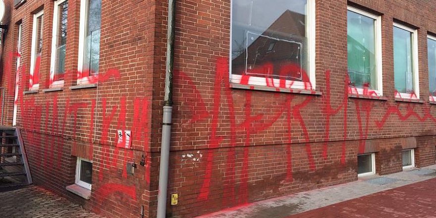 Almanya'da Son Üç Haftada 13 Cami Saldırısı Yapıldı