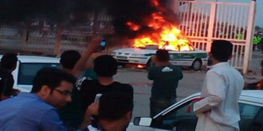 Ali Mesud Ansari: “İran’da Post Devrim Süreci Yaşanacak”