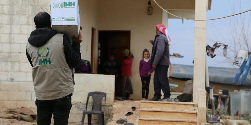 İHH'den Afrin'in Batısındaki Köylere Yardım