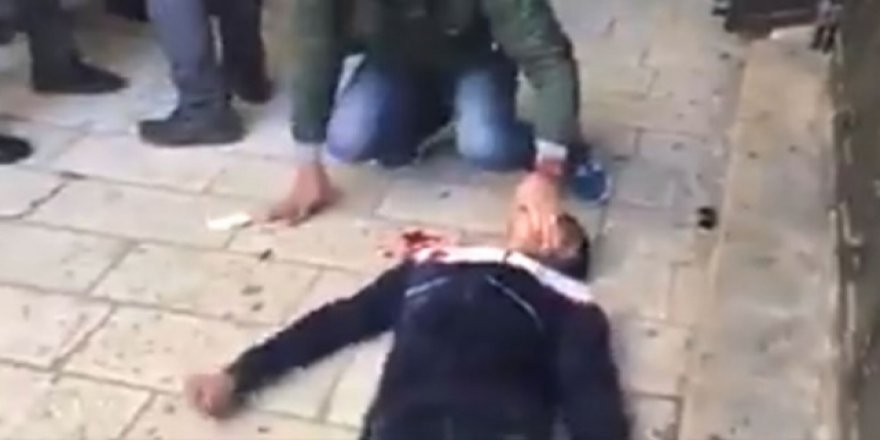 Siyonist İşgalciler Filistinli Genci Linç Etti