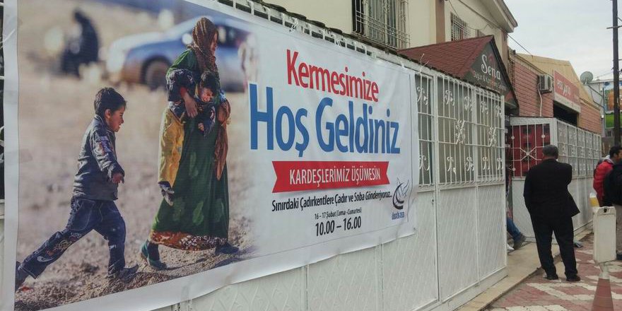 Batman Özgür-Der Suriyeli Kardeşleri İçin Kermes Düzenledi