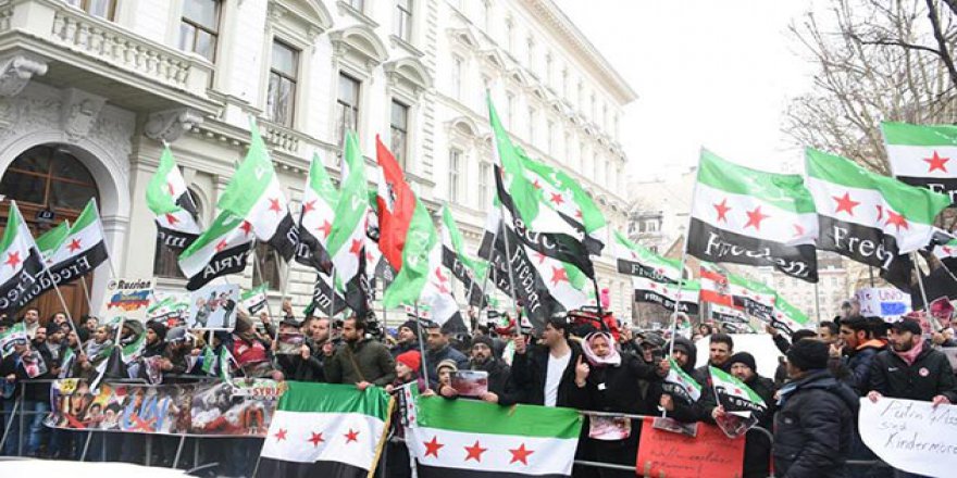 Viyana'da 'Doğu Guta'da Katliamlar Durdurulsun' Gösterisi