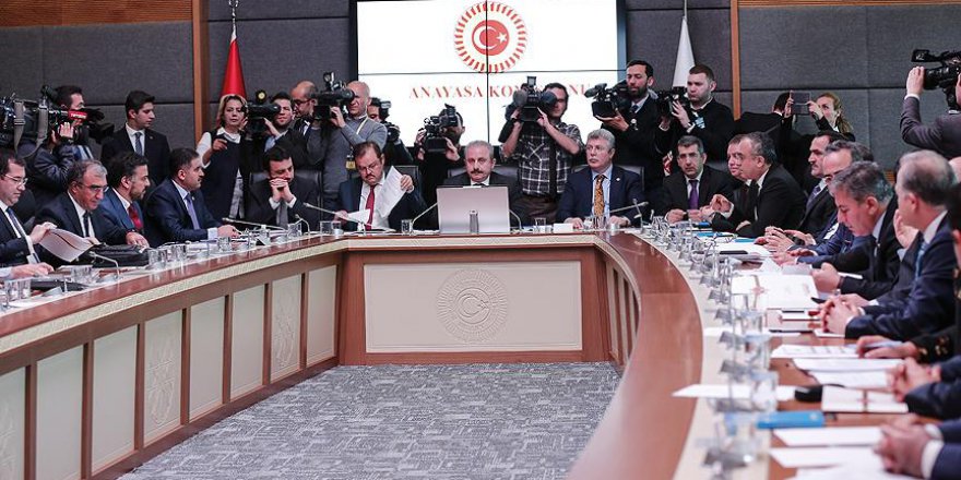 'Seçim İttifakı' Teklifinin İlk Maddesi Komisyonda Kabul Edildi