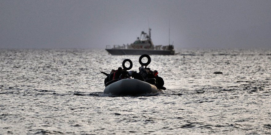 Ege'de Göçmenleri Taşıyan Bot Battı