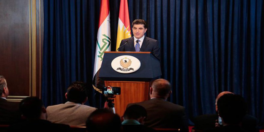 Barzani'den IKBY'deki Memur Maaşlarıyla İlgili Açıklama