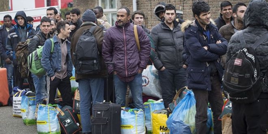 Hollanda Kara Yoluyla Gelen Göçmenleri Geri Gönderecek!