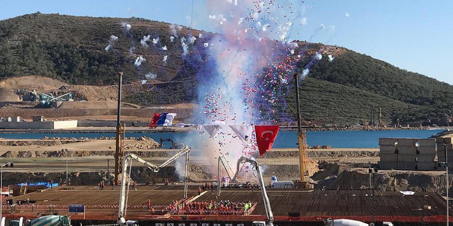Akkuyu Nükleer Santrali'nin Temeli Atıldı