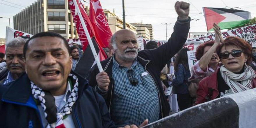 Atina'da Filistinlilerin Büyük Dönüş Yürüyüşü'ne Destek Gösterisi