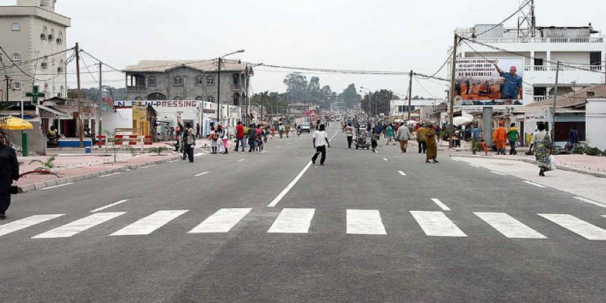 Kongo BM’ye Rest Çekti