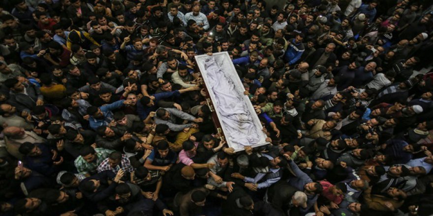 Suikasta Uğrayan Filistinli Bilim Adamı Gazze'de Hakka Uğurlandı