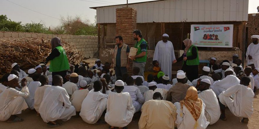 İHH'dan Sudan'daki Yetimlere Destek