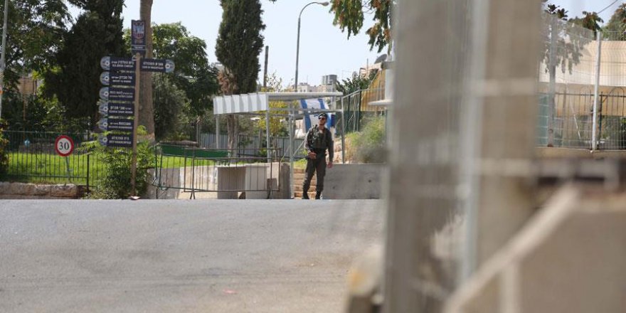 İsrail Hapishanesindeki Filistinli Esir Yaşamını Yitirdi