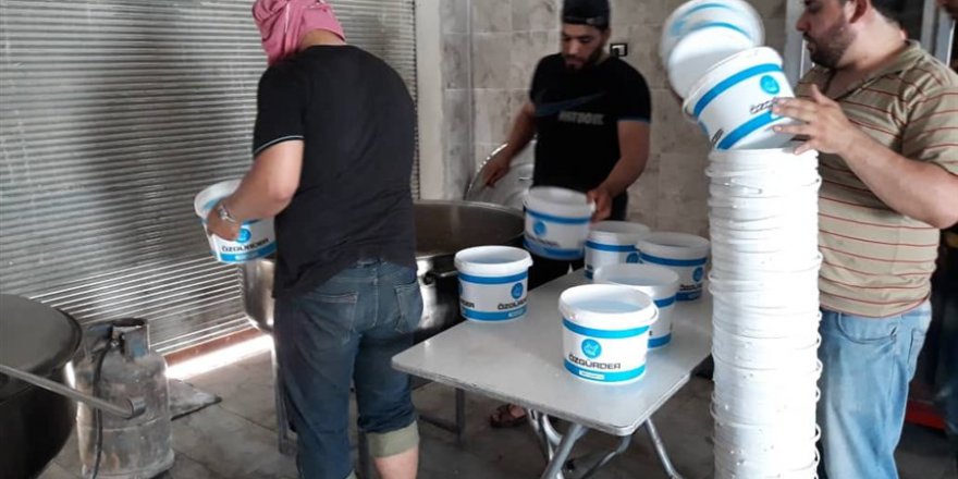 Özgür-Der’den Çadır Kamplardaki Suriyeli Kardeşlerimize Sıcak Yemek