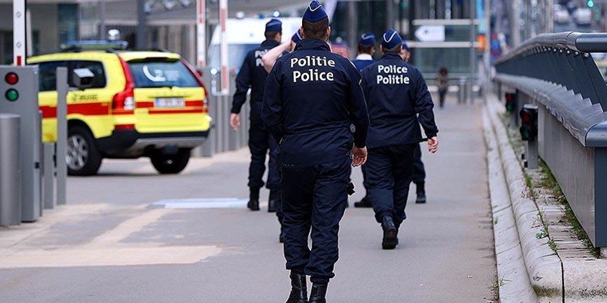 Belçika’da Silahlı Saldırı: 3 Kişi Hayatını Kaybetti