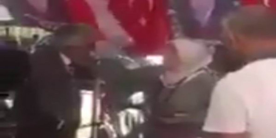 CHP'liler Başörtülü Kadının CHP Üyesi Olduğuna İnanmadı