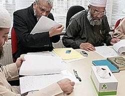 İngilizler şeriat mahkemesine koşuyor