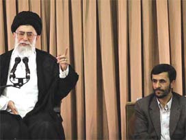Hamaney istedi Ahmedinejad azletti