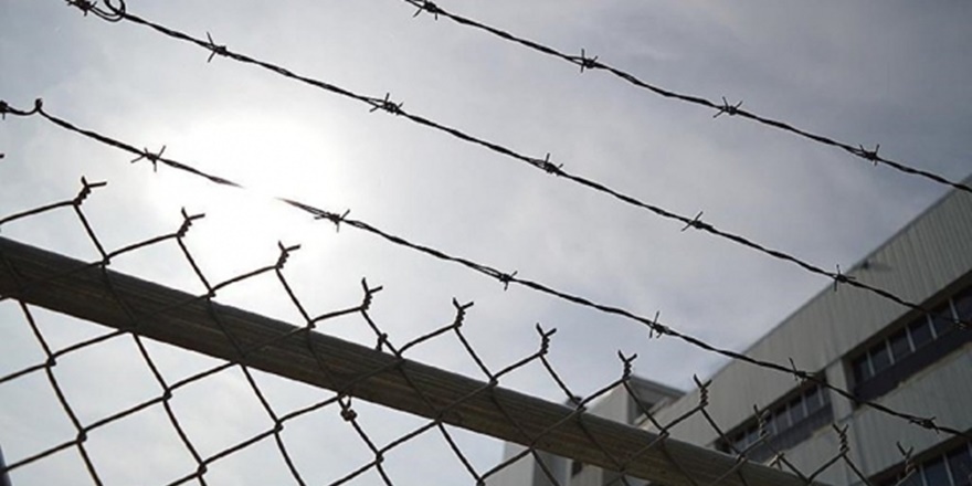 Cezaevi Değil Ezaevi! Hem de Kur’an Yasağıyla!