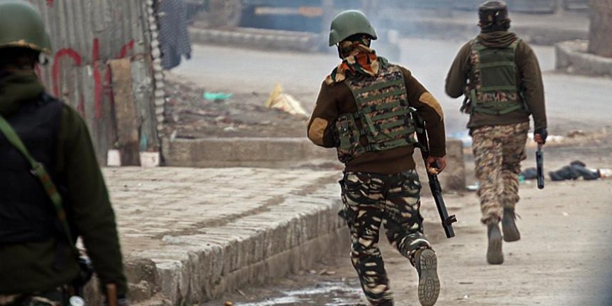 Keşmir'de Askerler Halka Ateş Açtı: 3 Sivil Öldü