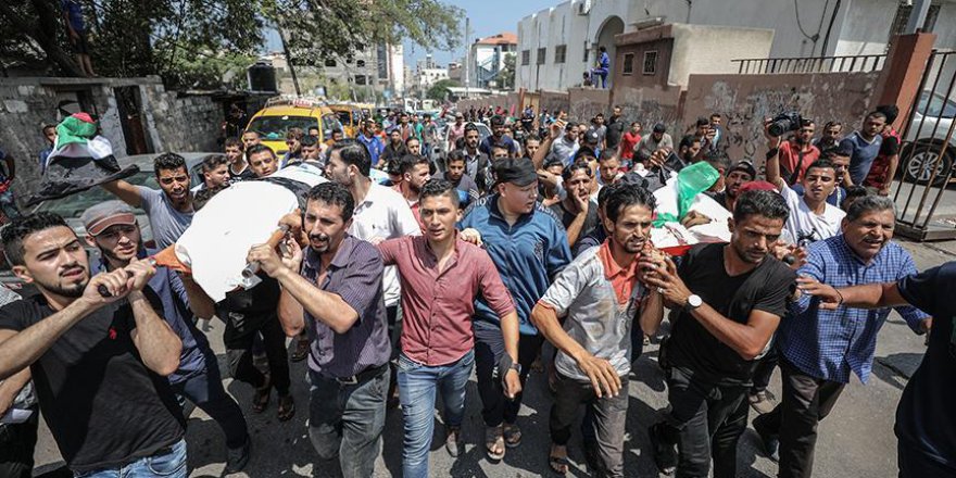 Gazze Şehitlerini Uğurladı