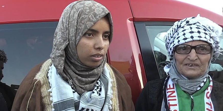 Filistinli Genç Kadından “Han el-Ahmer Bizim Kalacak” Mesajı