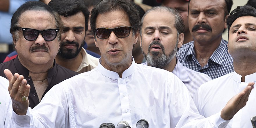 Pakistan Seçimlerinde Muhalefet Lideri İmran Han Önde