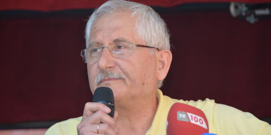 'Ezan Sesi Geldiğinde Camiye Giden Yönetici İstemediler'