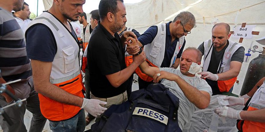 İşgal Güçleri Geçen Ay 28 Filistinli Gazeteciyi Yaraladı