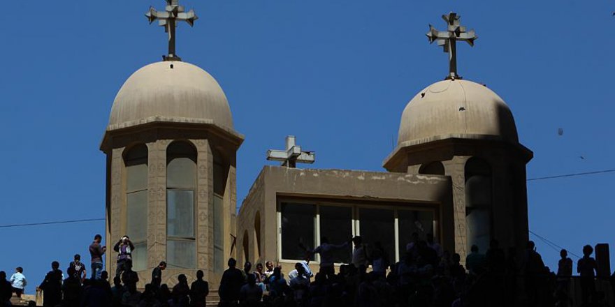 Mısır Ortodoks Kilisesi Sosyal Medya Kullanımını Yasakladı