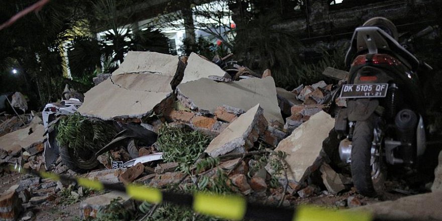 Endonezya'daki Depremde Ölü Sayısı 91’e Yükseldi