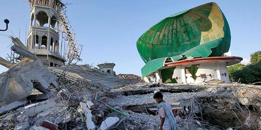 Endonezya’daki Depremde Ölü Sayısı 387'ye Yükseldi