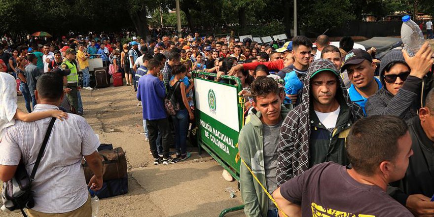 2,3 Milyon Venezuelalı Göç Etti