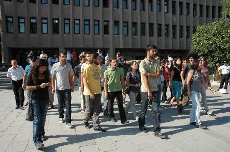 'Harçları Başbakan Ödesin!'