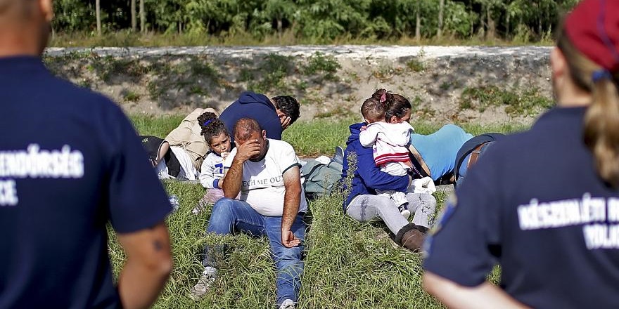 Macaristan İltica Başvurusu Reddedilenlere Yemek Vermiyor!