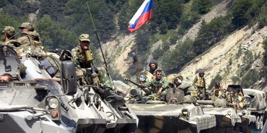 Hama’da 3 Rus Askeri Öldürüldü