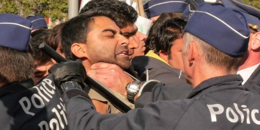 Belçika'da 4 Mülteciden 1’i Polis Şiddetine Uğruyor