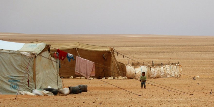 Suriye’de Çölün Ortasında Bir 'Ölüm Kampı': Rukban