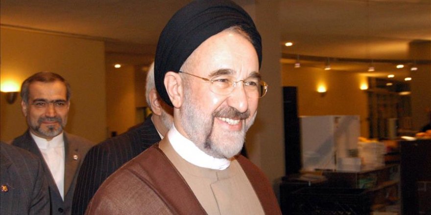 Hatemi: Özgürlükler Engellenirse ya Darbe Olur ya da Devrim