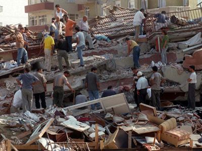 Deprem Geçti Vergi Kaldı