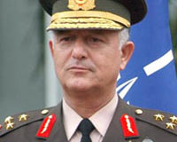 Emekli generalin oğluna 'paşa gibi' askerlik