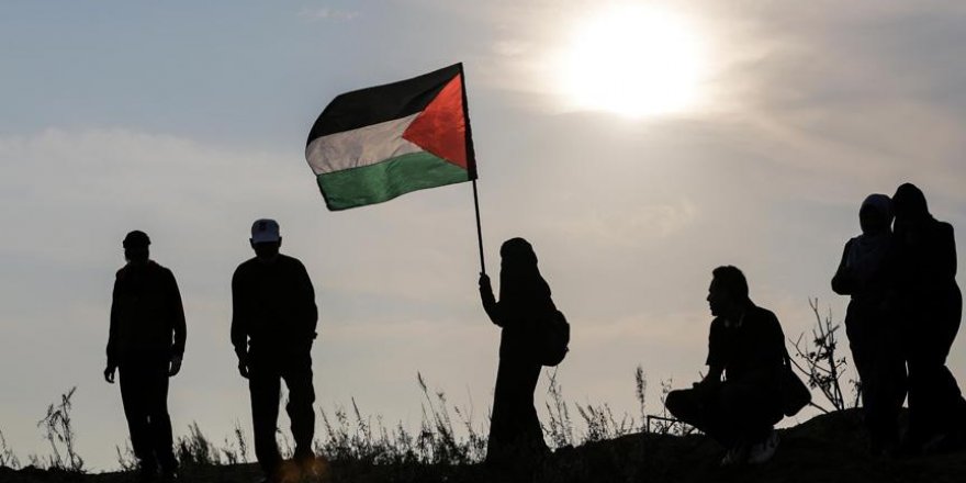 İşgal Güçleri Gazze Sınırında 40 Filistinliyi Yaraladı