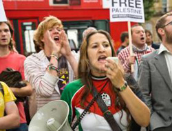 Netanyahu'ya Londra'da büyük protesto
