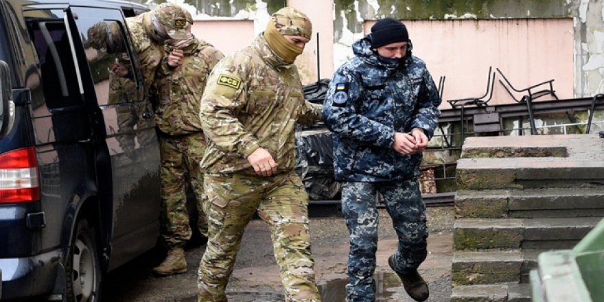 Rusya 7 Ukrayna Askerini Tutukladı