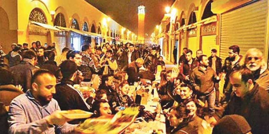 Reklâmı Yasak Olan Rakının Festivali Olur mu?