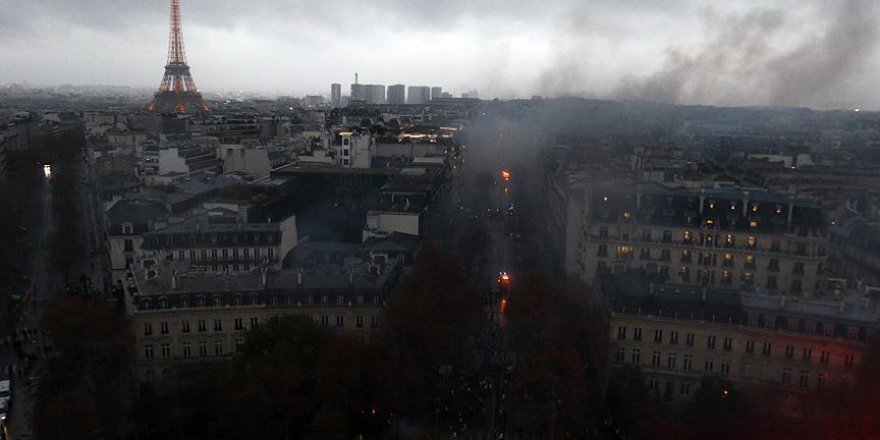 Paris'teki Son Gösterilerin Faturası Ağır Oldu