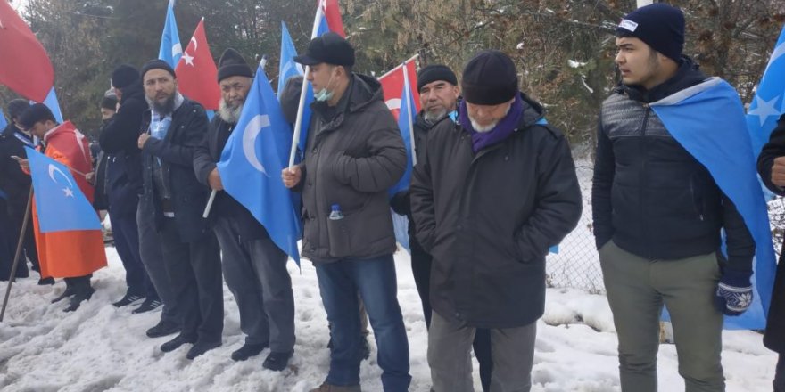 Doğu Türkistanlı Müslümanların Yürüyüşüne Valilik Engeli!