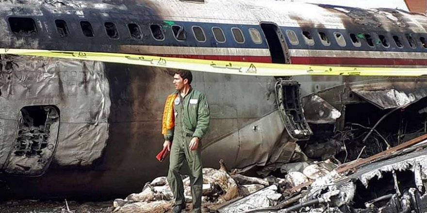 İran'da Kargo Uçağı Düştü: 16 Ölü