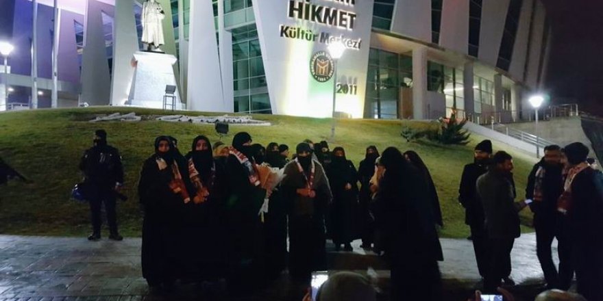 Alparslan Kuytul’un Eşi Dahil 28 Kişi Gözaltına Alındı
