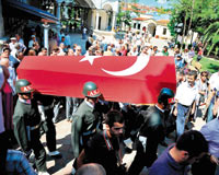 Darbeci Askere, Askerî Tören Düzenlendi